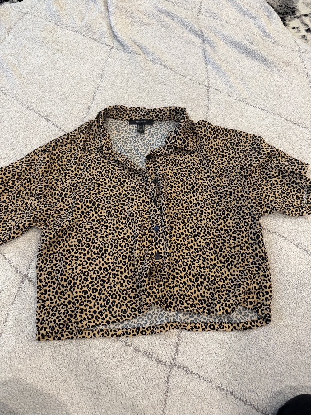 Forever 21 Leopard Print Button-Up Crop Top - Tan & Black